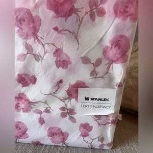 LoveShackFancy Stanley cup ribbon rosa (40oz.). New